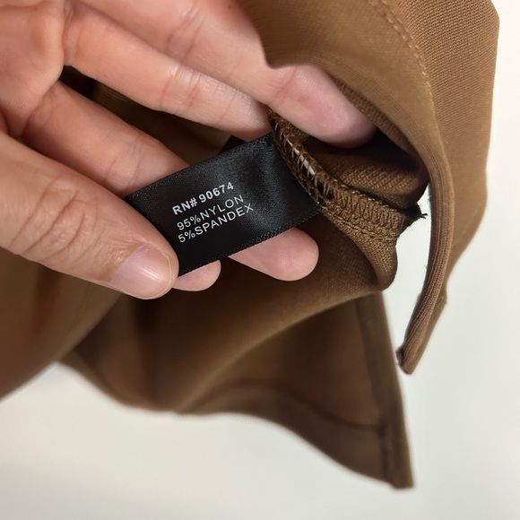 NWT Boston Proper Brown Cold Shoulder Blouse, Size M - Picture 5 of 7